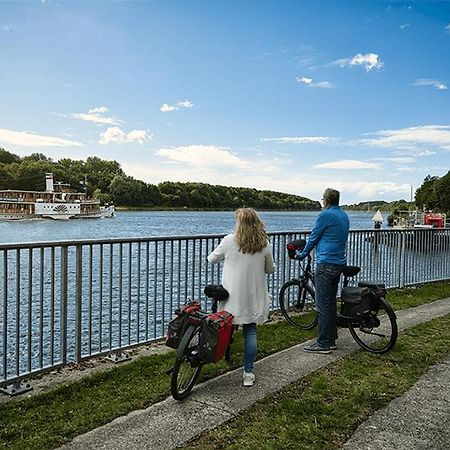 Ufer75 Tiny Lodges Am Nord-Ostsee-Kanal In Sehestedt Sehestedt  Dış mekan fotoğraf